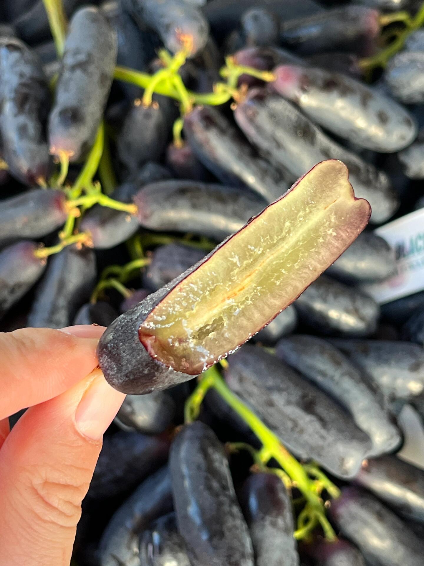 💅美人指蓝宝石🍇 香甜清爽，皮薄如丝，摘 配图2