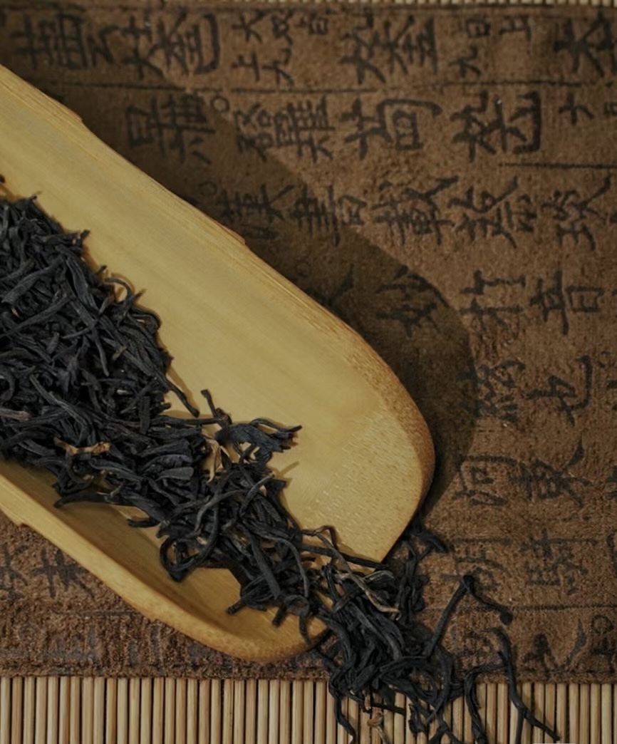 精选上等茶叶，匠心制作而成。茶汤清澈，茶 配图1
