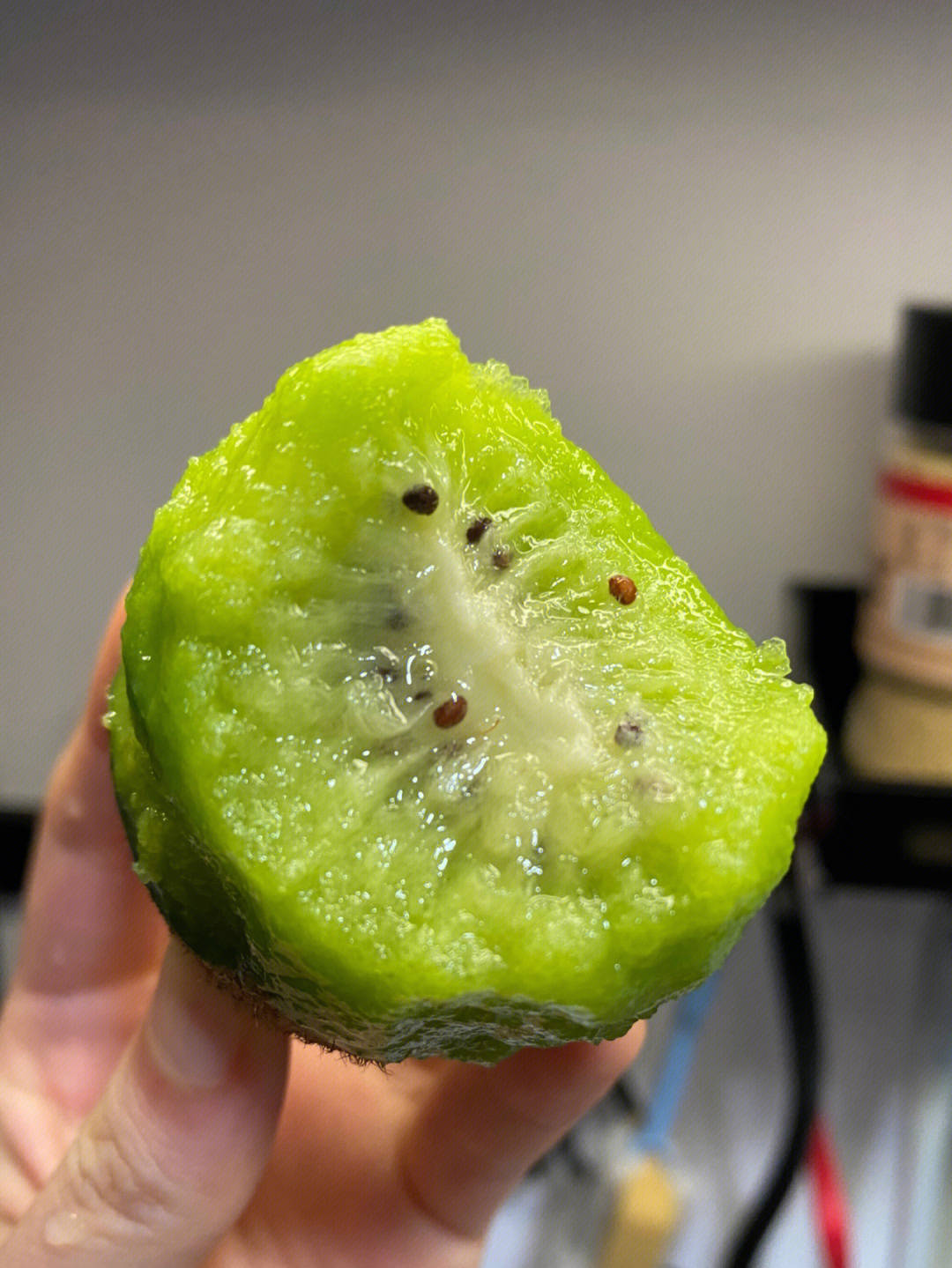 🥝它皮薄汁多，入口丝滑➰醇厚香甜，伴有淡 配图1