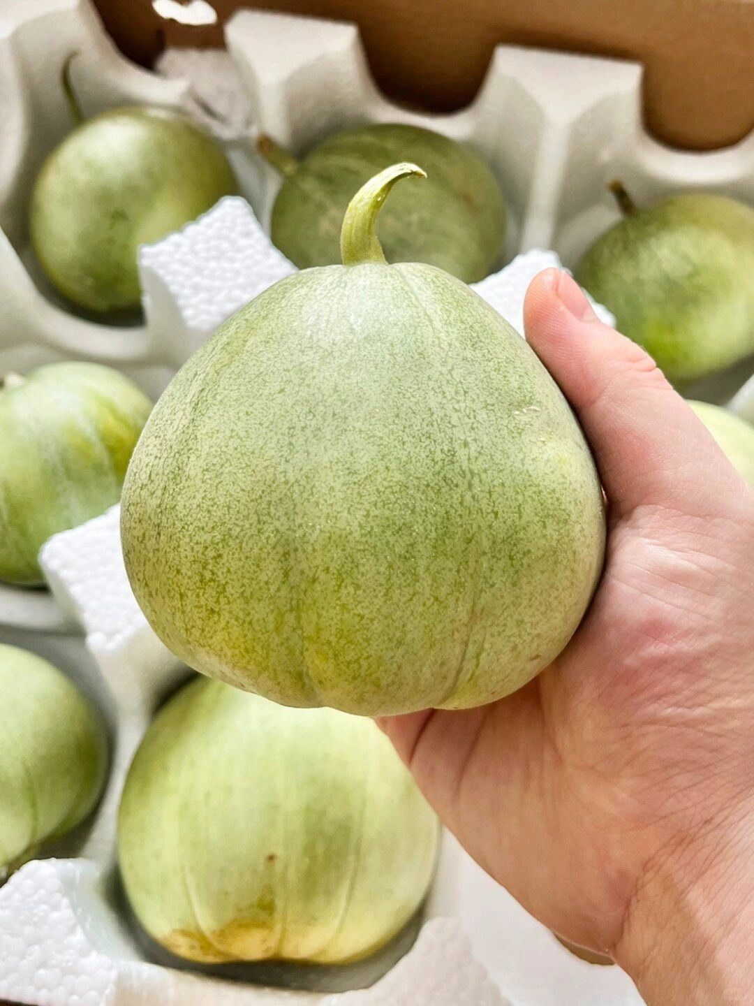 🍈【绿宝甜瓜到货啦‼️】 果肉翠绿透亮， 配图3
