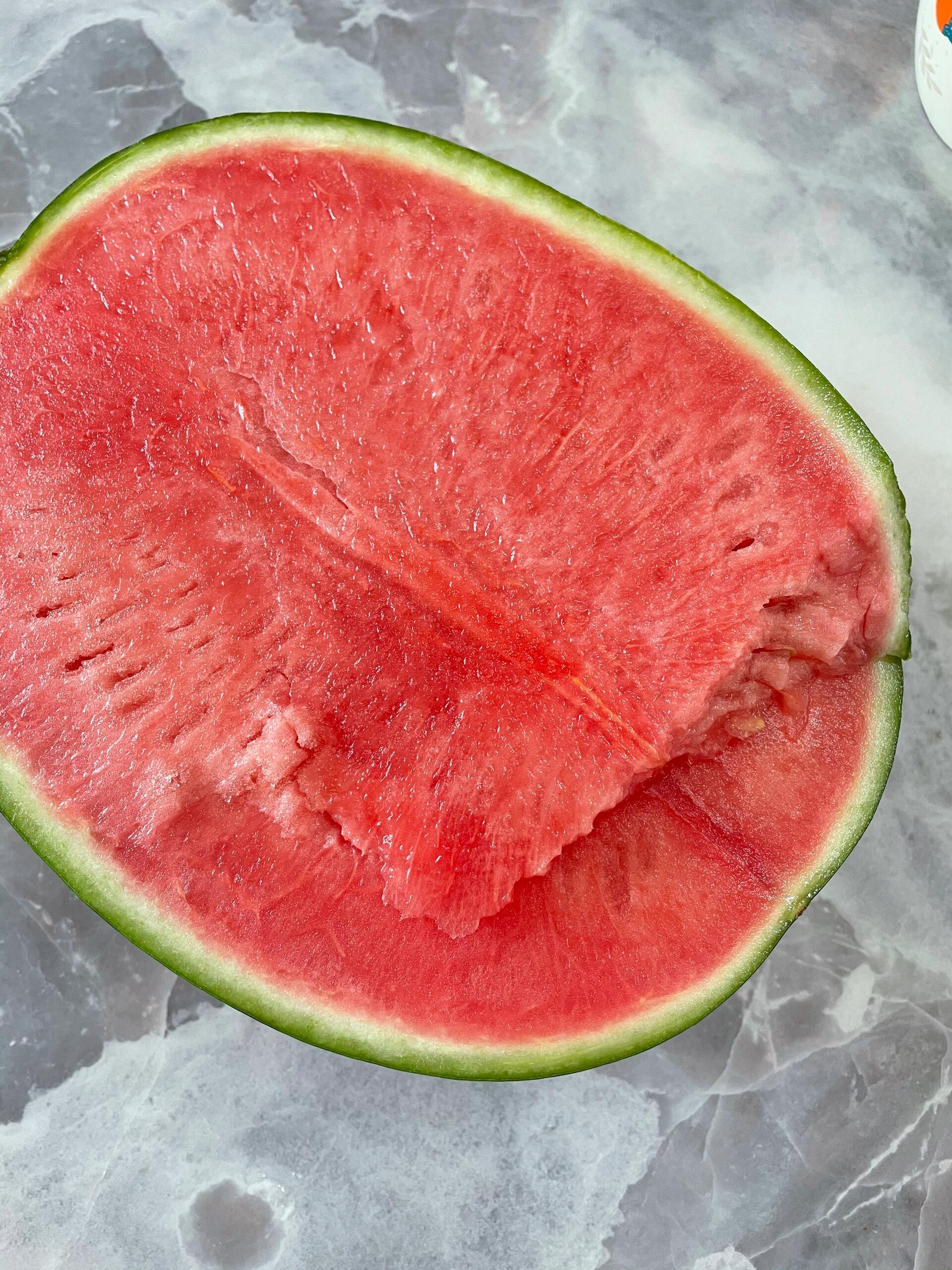 🍉天气一热西瓜就来了‼️ 切开那一瞬间真 配图1