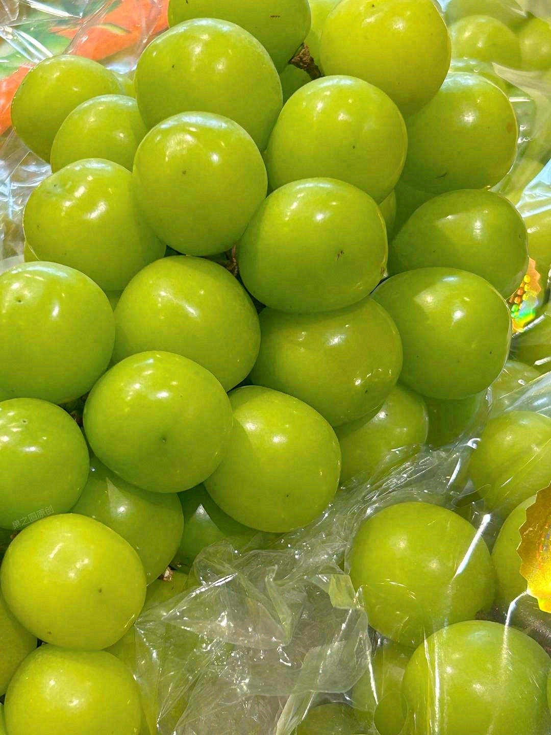 特级阳光玫瑰 🍇 ，每一颗都是爆甜脆的翡 配图3