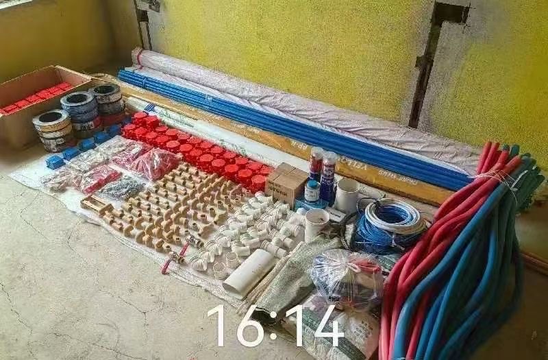 带着责任，好好搞事业， 工地巡检从来不走过场， 认真检查每一 配图6