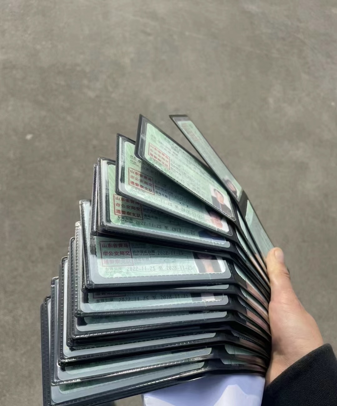 你可以没有车，你可以不开车。但是这个本你 配图3