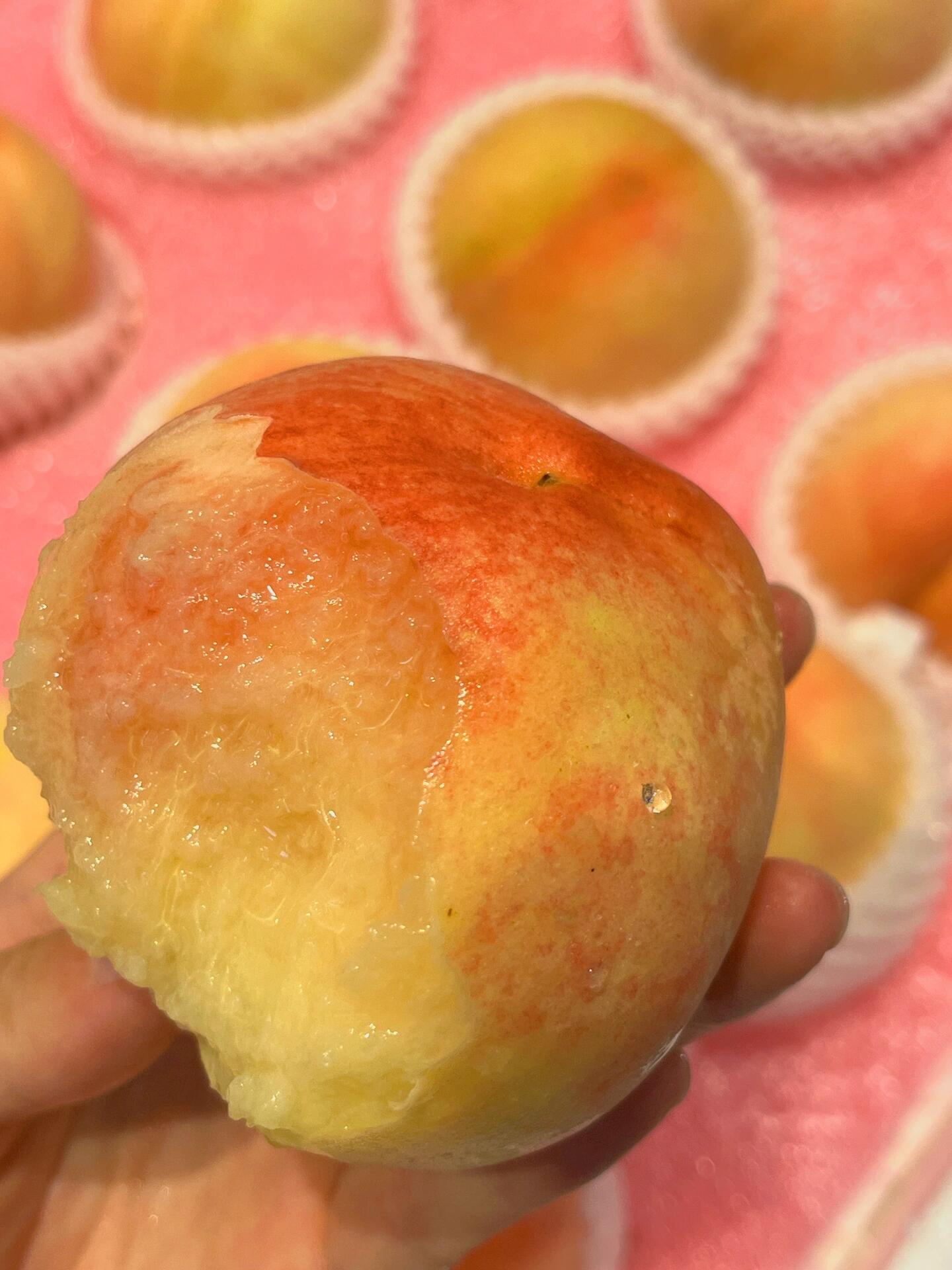 阳山水蜜桃🍑 粉嫩的外表犹如一缕清风，抚 配图1