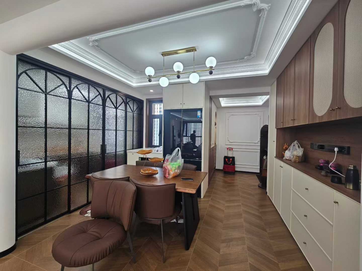 装修行业越来越卷， 一会儿低价抢客户，  配图1