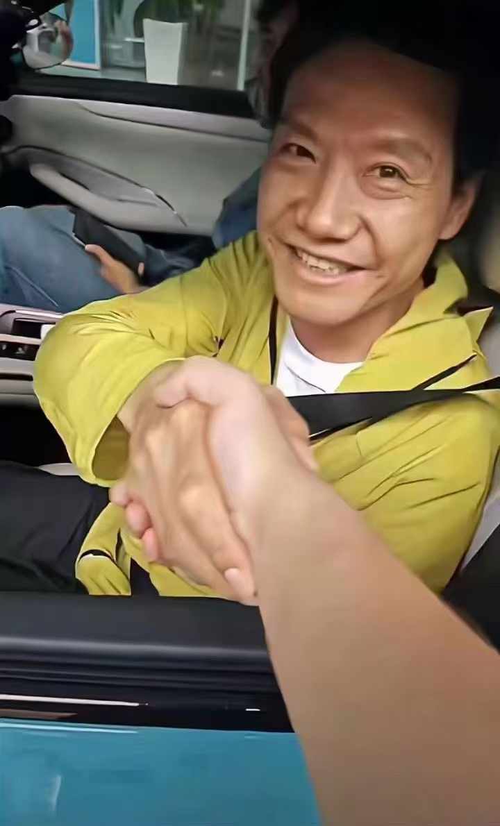 雷军说：“不要用战术上的勤奋来掩饰战略上 配图3