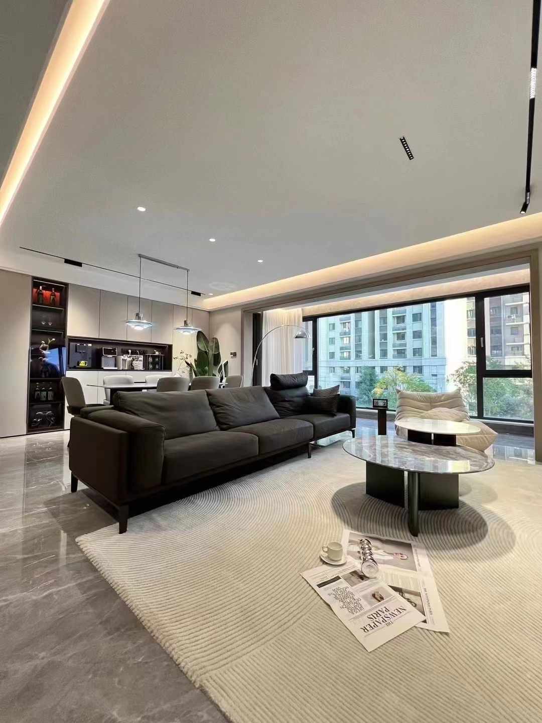 我承认我有点贵， ‮为因‬我们对材料有严格的筛选， 对工人有 配图4
