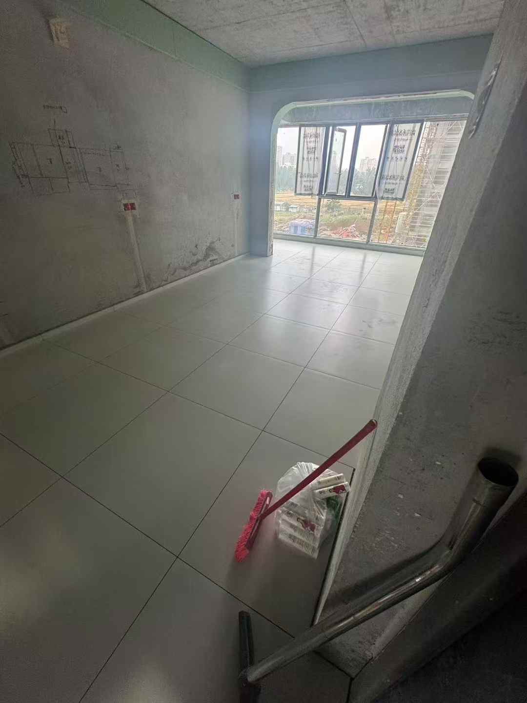 与其听‮说我�句承诺， 不如您来工地走一 配图2