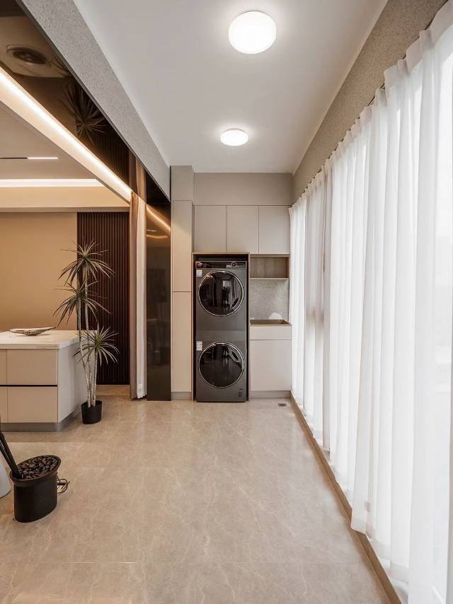 住进暖咖色的130㎡家， 每一天都与温柔 配图1