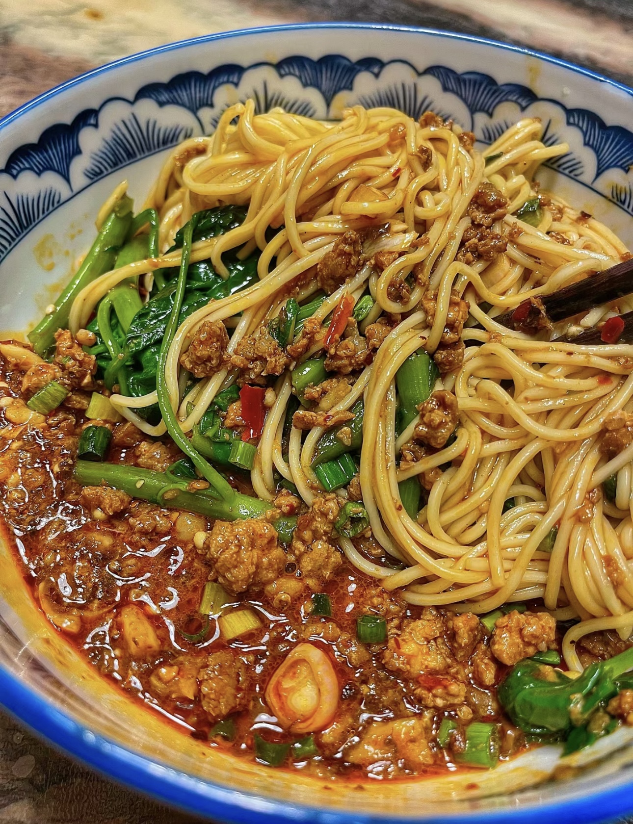 🍜炸酱面，一口下去满满的幸福感😋！ 🍝劲 配图2