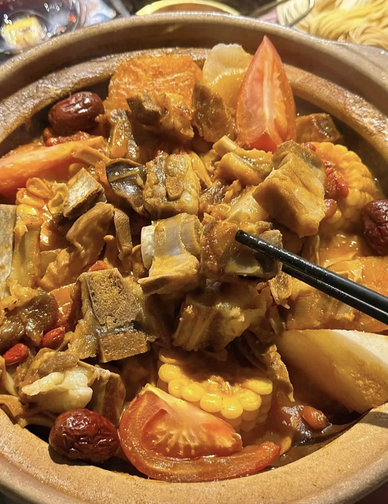 特制腊排骨，融入醇厚汤底。香气扑鼻，滋味 配图2