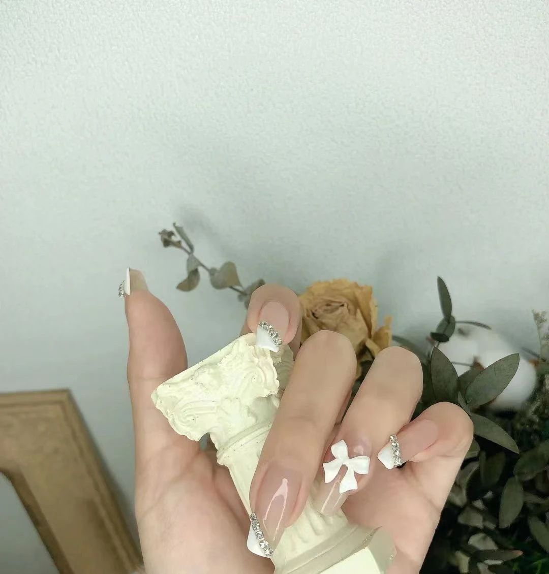 谁说必须要结婚才做婚甲 到了国庆婚礼季👰