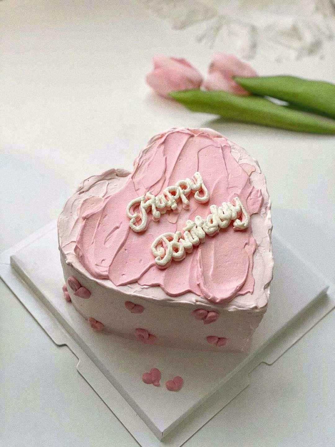 与你有关,皆是浪漫💕 告白爱心❤渐变蛋糕 配图2
