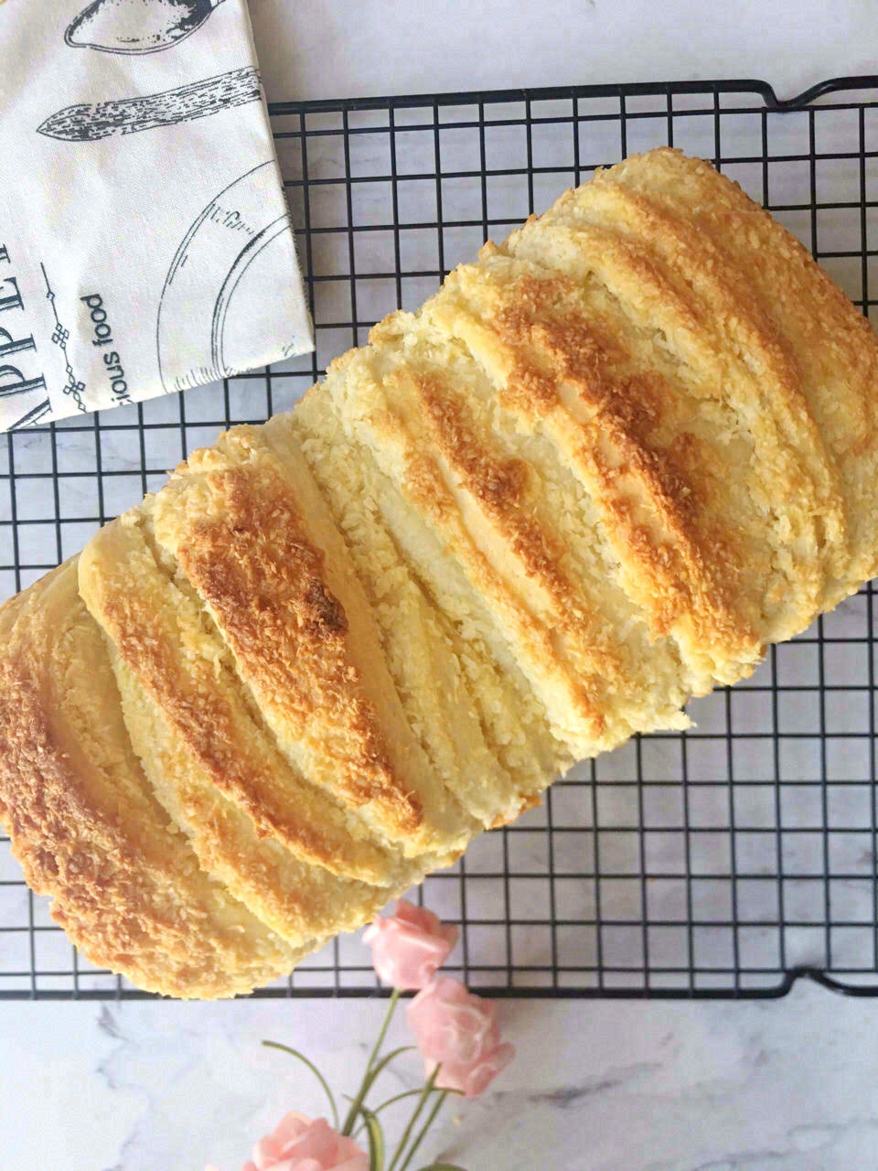 🌴椰蓉吐司非常松软🍞，面包里面裹着香甜又 配图2
