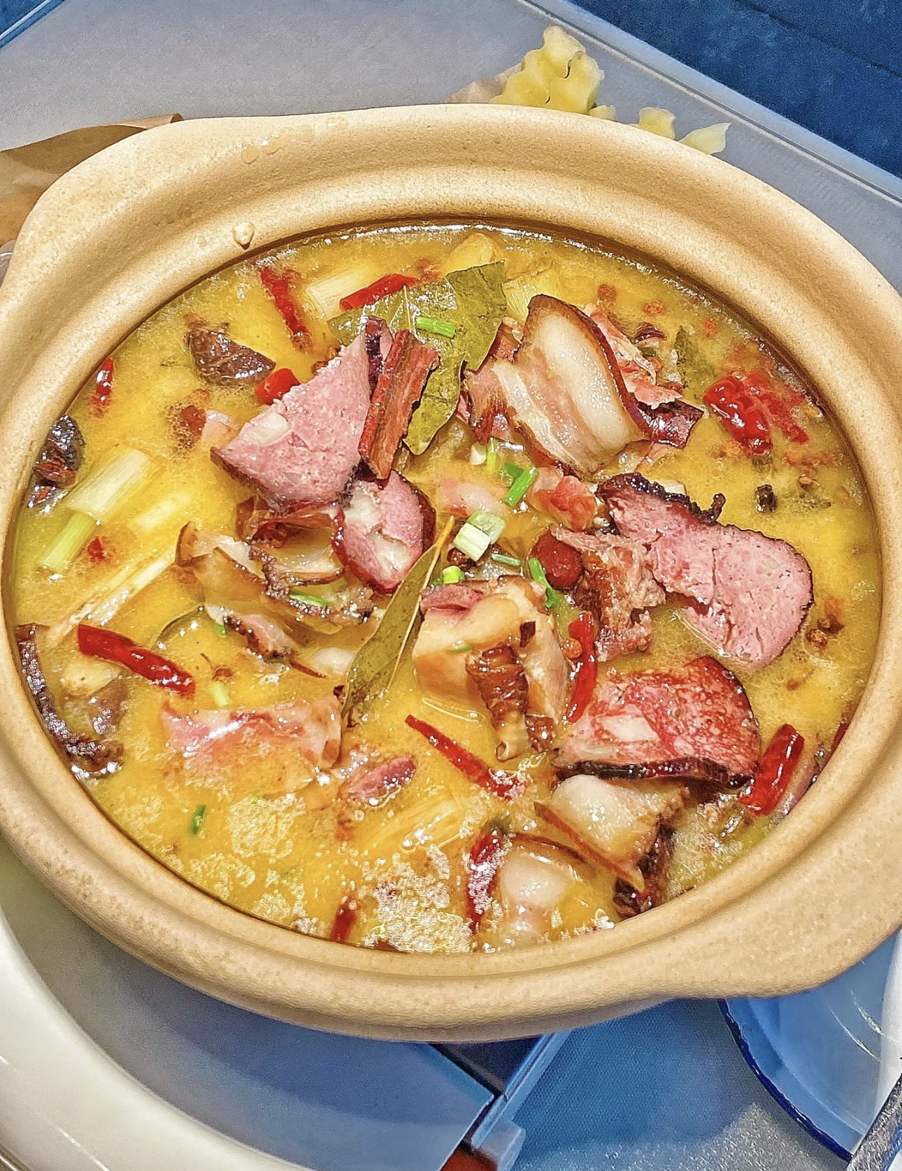 湘潭腊味火锅，是湘潭美食版图中一颗璀璨的 配图1