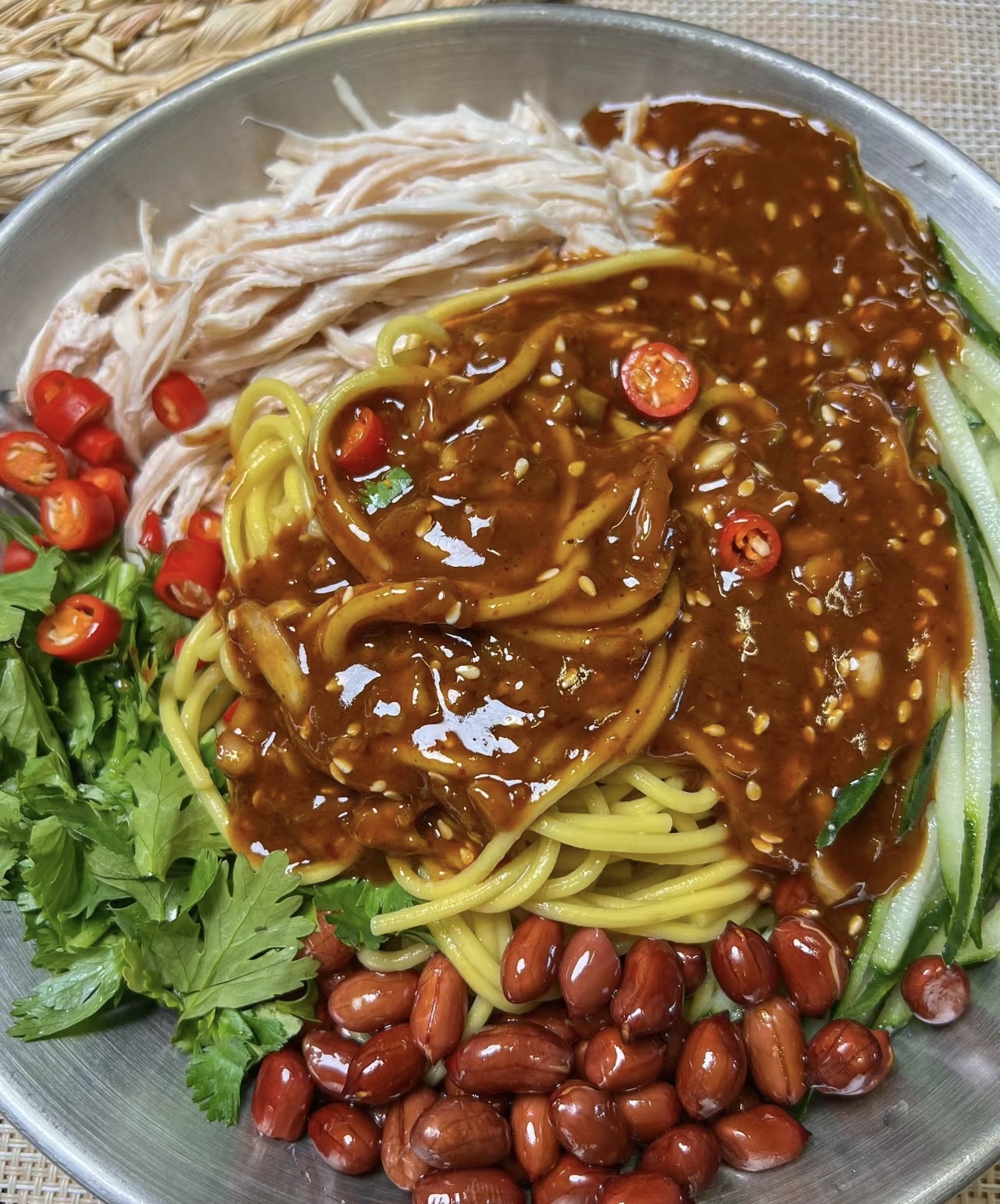 品味面馆，品味生活。这里有最正宗的面条， 配图1