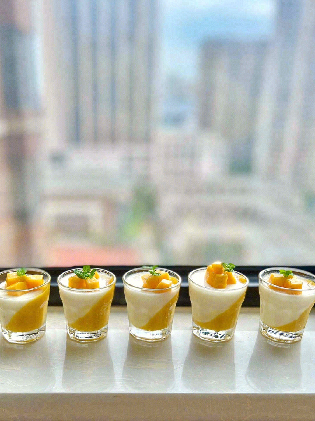🥛白嫩的牛奶里镶着金黄的芒果肉🥭这Q弹软 配图2
