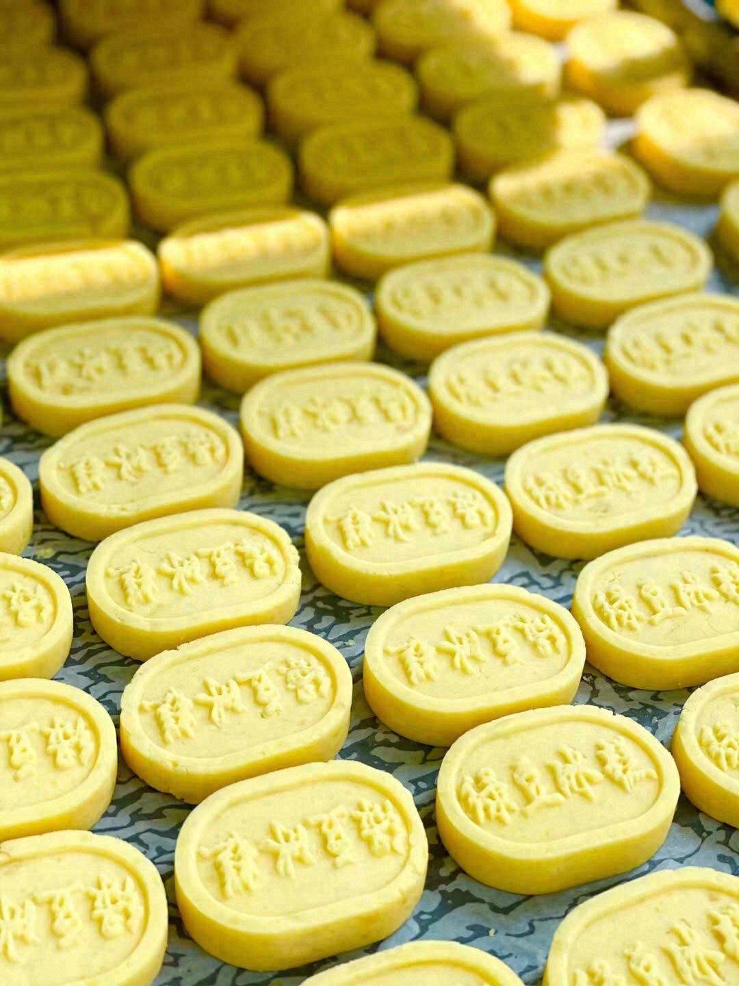 🍀绿豆糕中融入清雅的桂花，带着微甜的桂花 配图1
