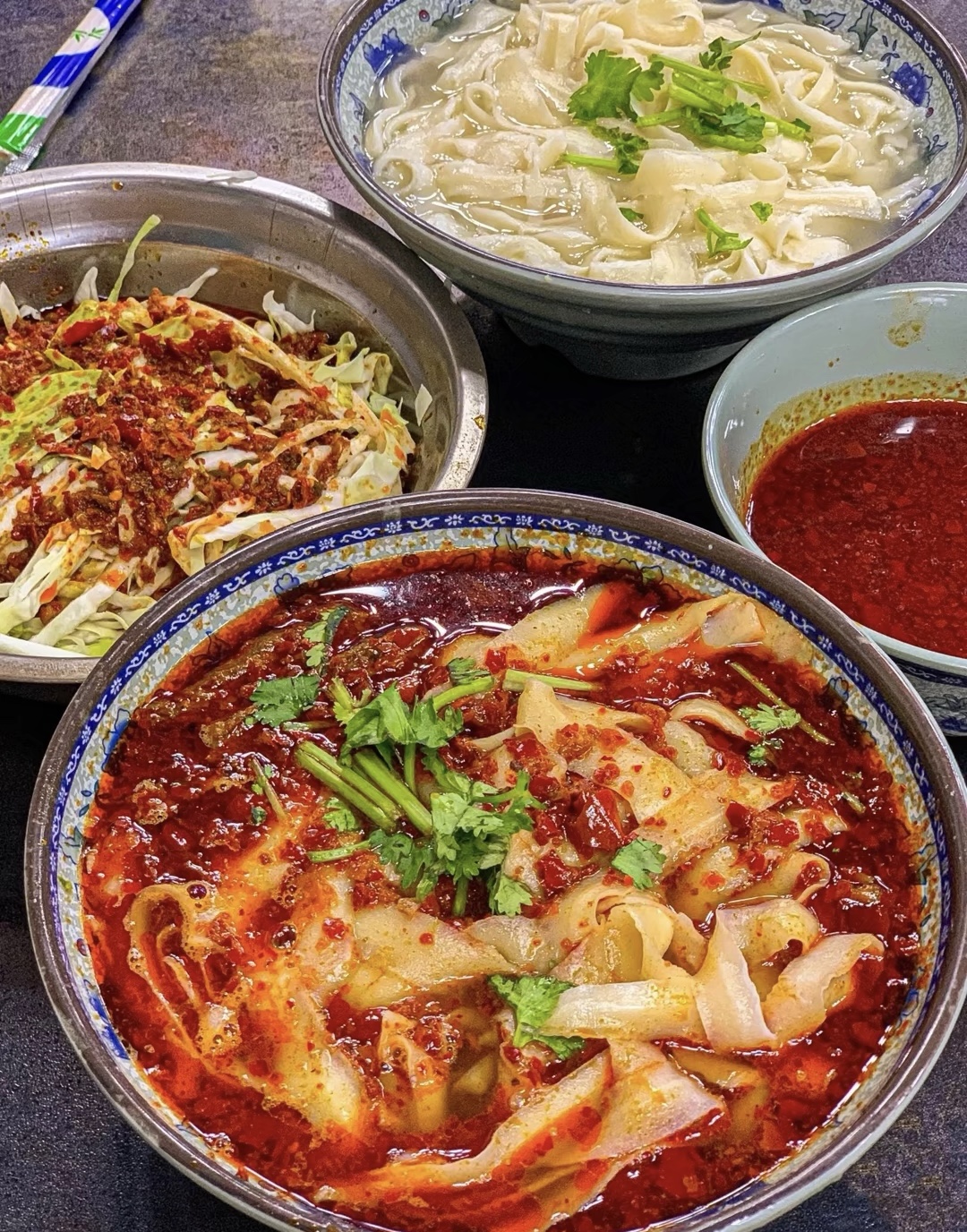 山西面食甲天下，大同刀削面风味 真是一生 配图1