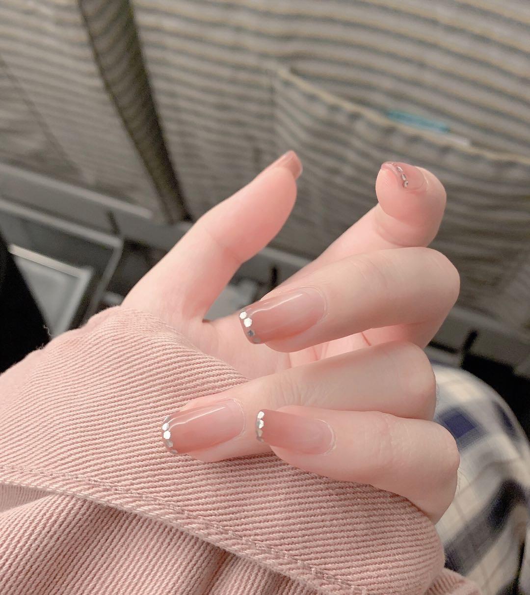 ⠀ ♥️♥️️今日份美甲♥️♥️ 简约不 配图1