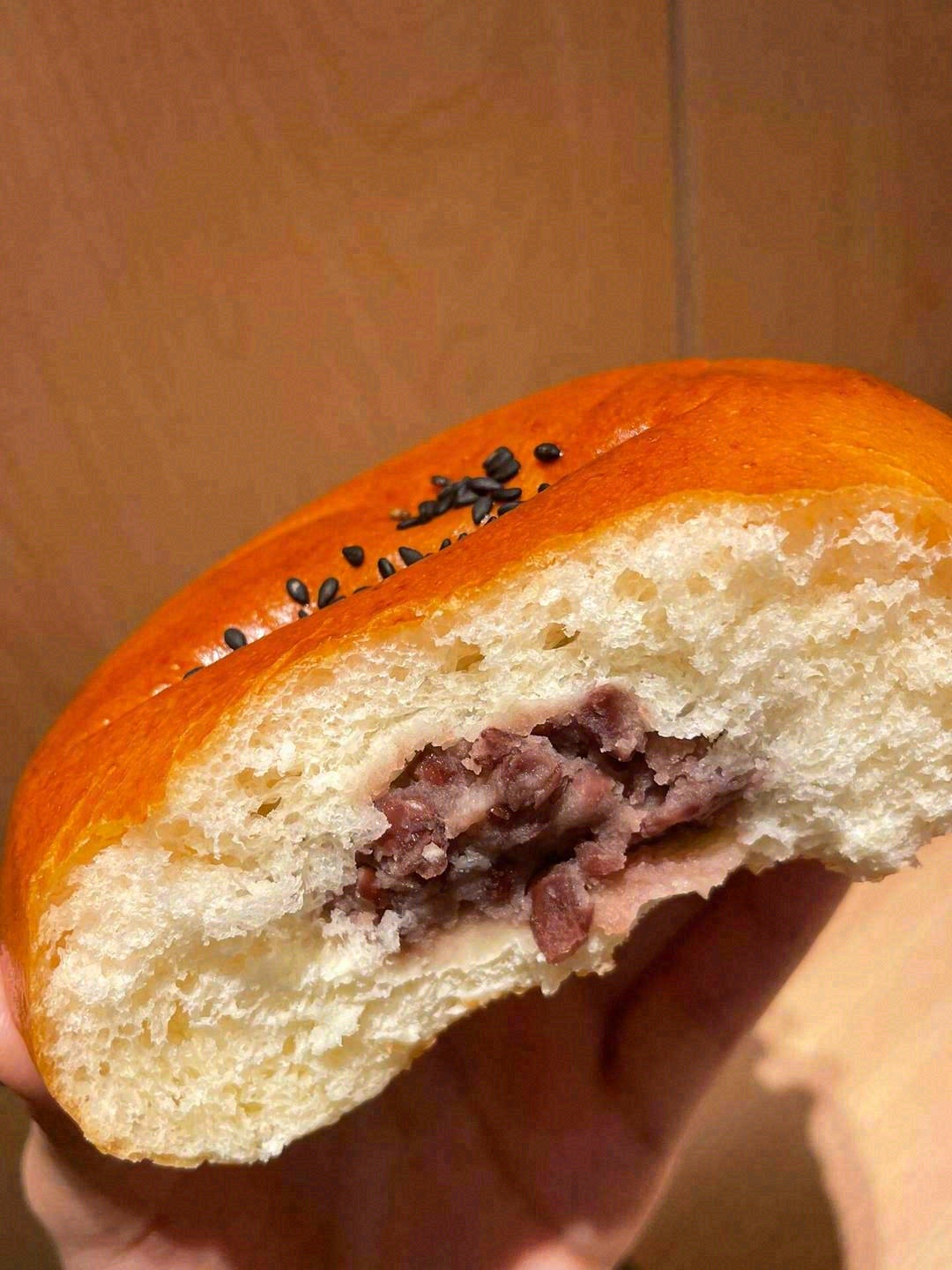 🌿松松软软的小餐包，包裹着甜糯的豆沙馅🫘 配图2