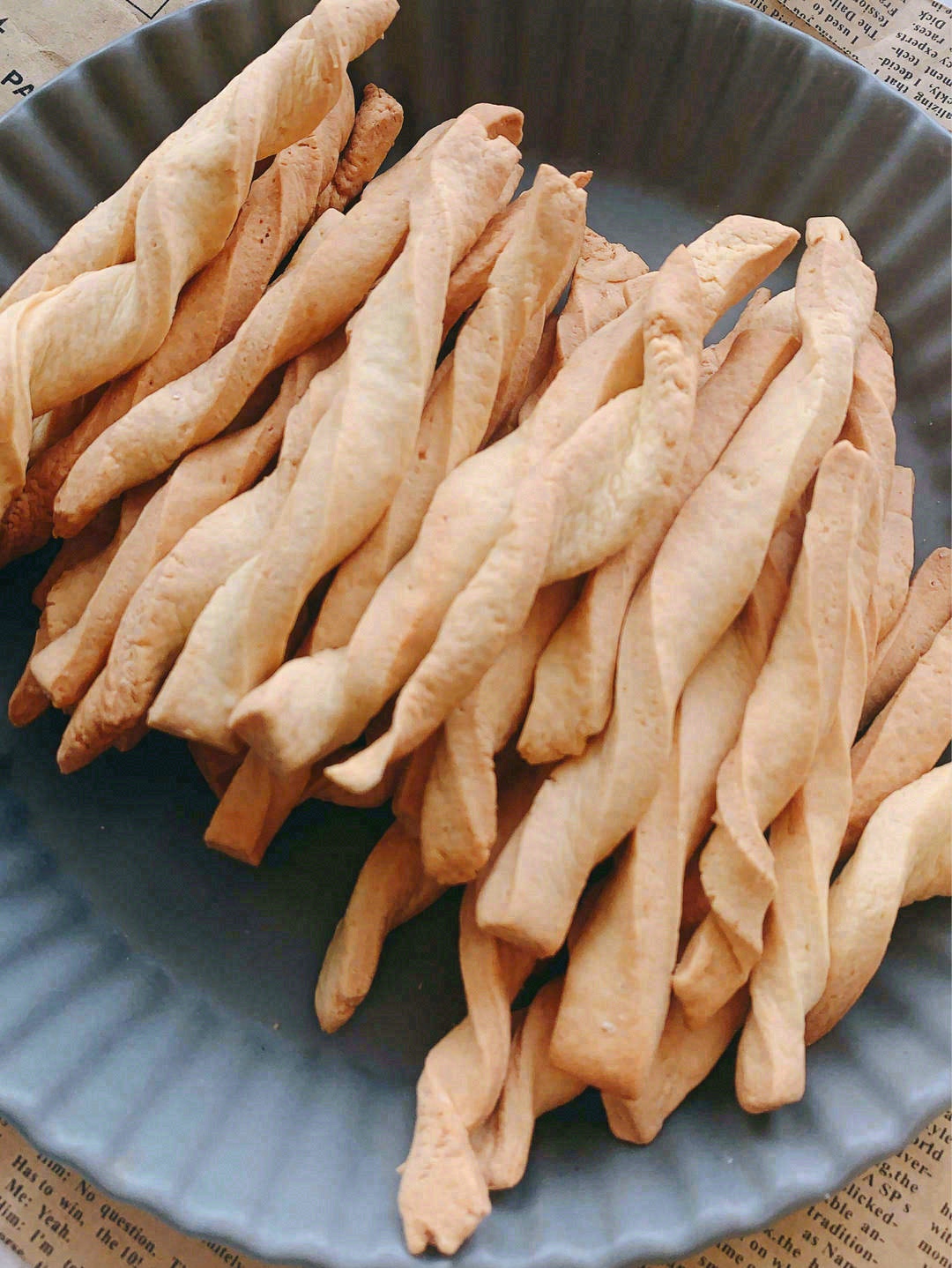 🥖阿拉棒嘎嘣酥脆，很香，味道也不甜🍭好吃 配图2