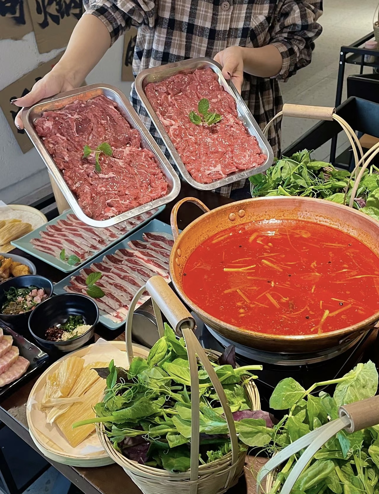 酸汤牛肉火锅，酸辣爽口好滋味。牛肉鲜嫩多 配图2