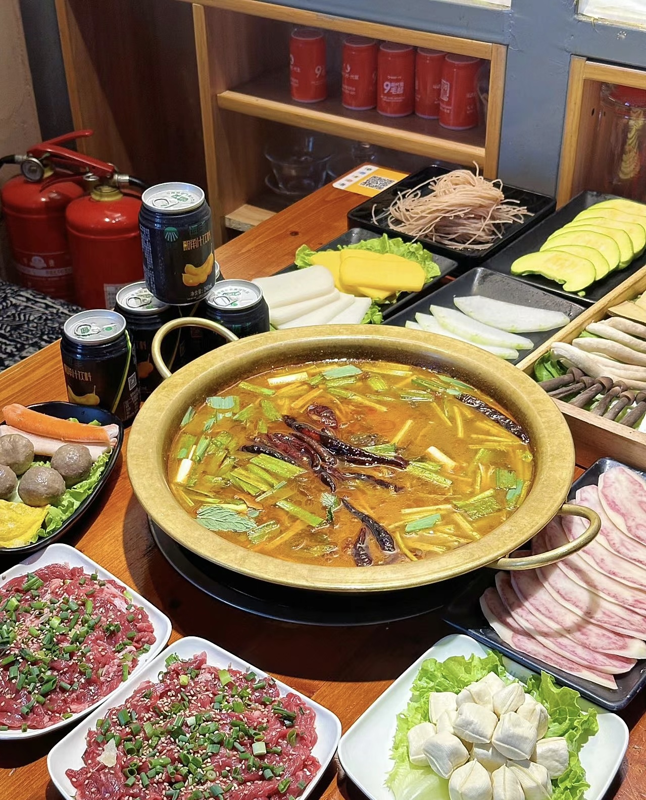 云南酸菜锅底 酸辣鲜爽好开胃 来上一份菌 配图3