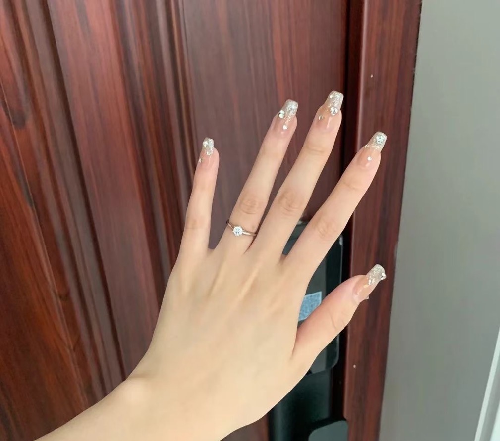 ✐.ɴɪᴄᴇ ᴅᴀʏ 〰︎ ❤️做自己喜欢的美甲 ✧藏不住的 配图4