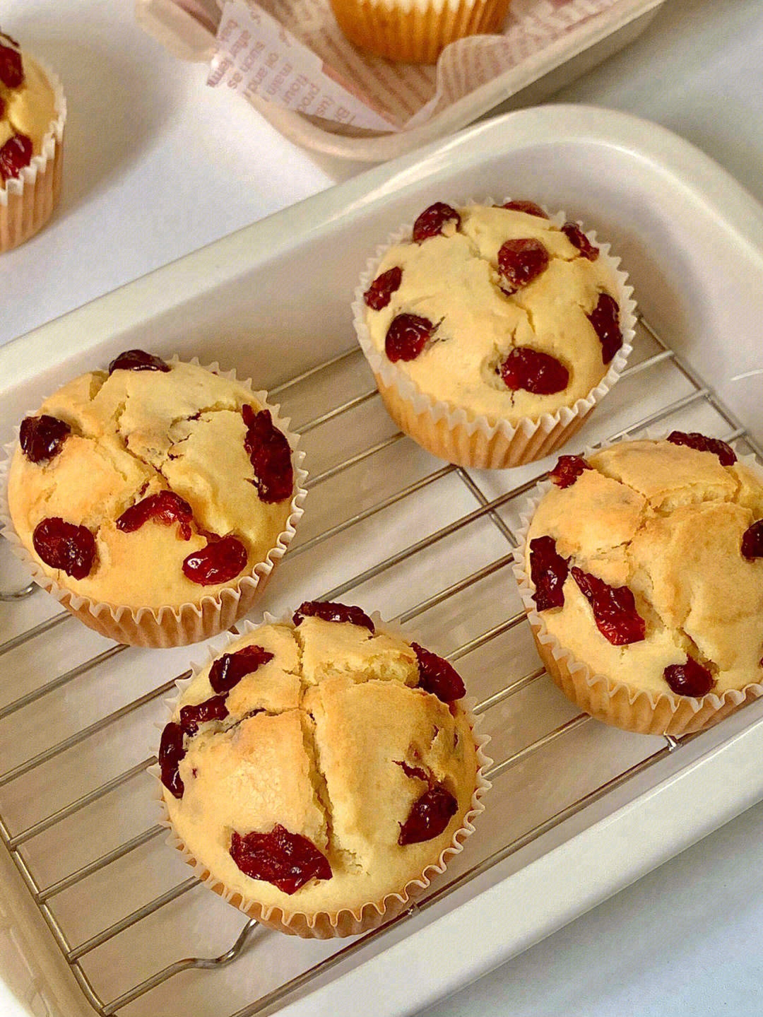 🧁马芬蛋糕属于重油蛋糕的一种💌由于里面加 配图2