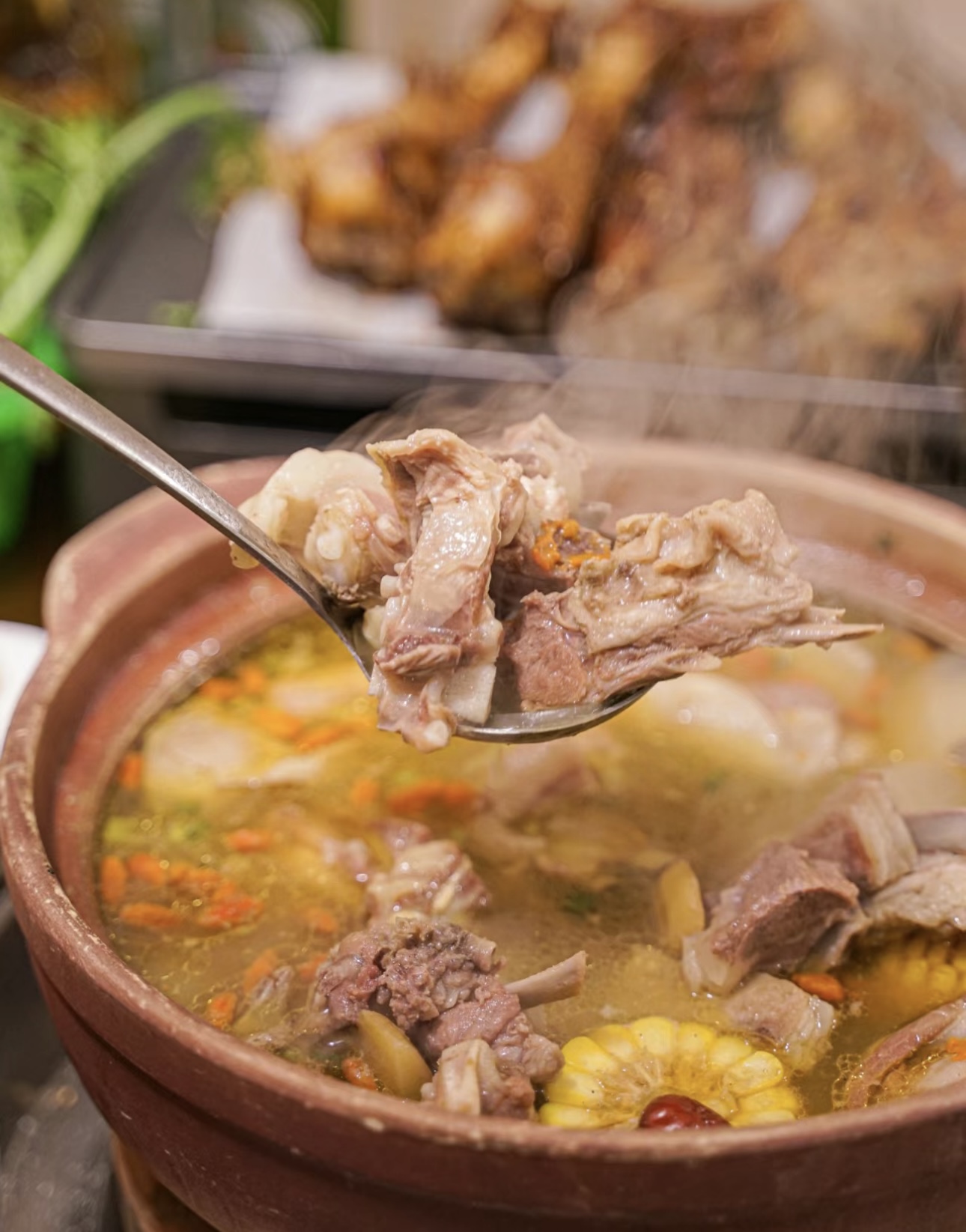 🥘 羊肉火锅，夏日里的独特美味！😋 🐏  配图1