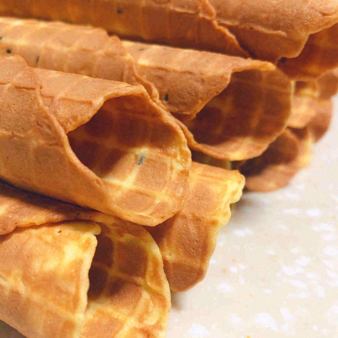 🥖蛋卷香味浓郁，越嚼越香~几块蛋卷配上牛 配图1