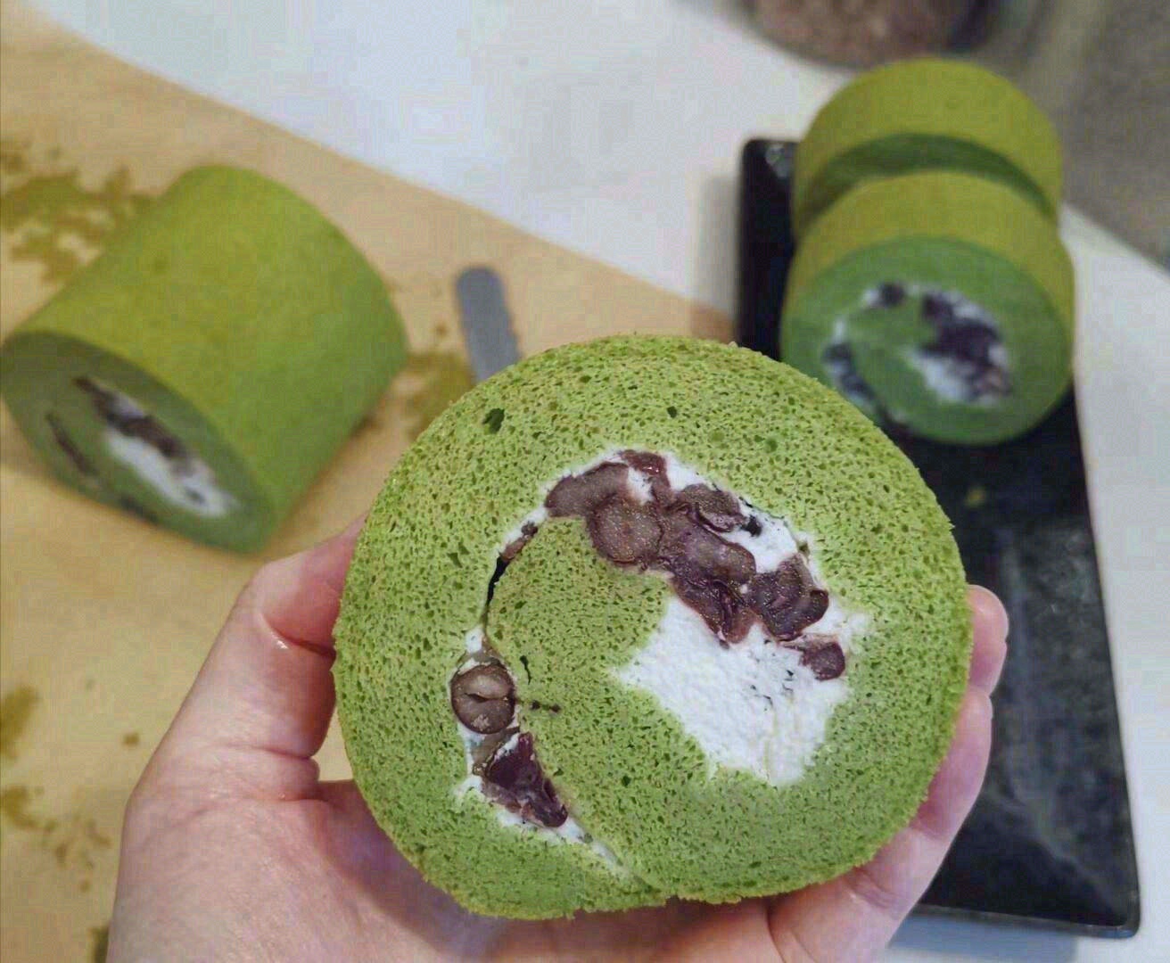 👆抹茶卷卷是超柔软细腻的抹茶味烫面卷🍥  配图1