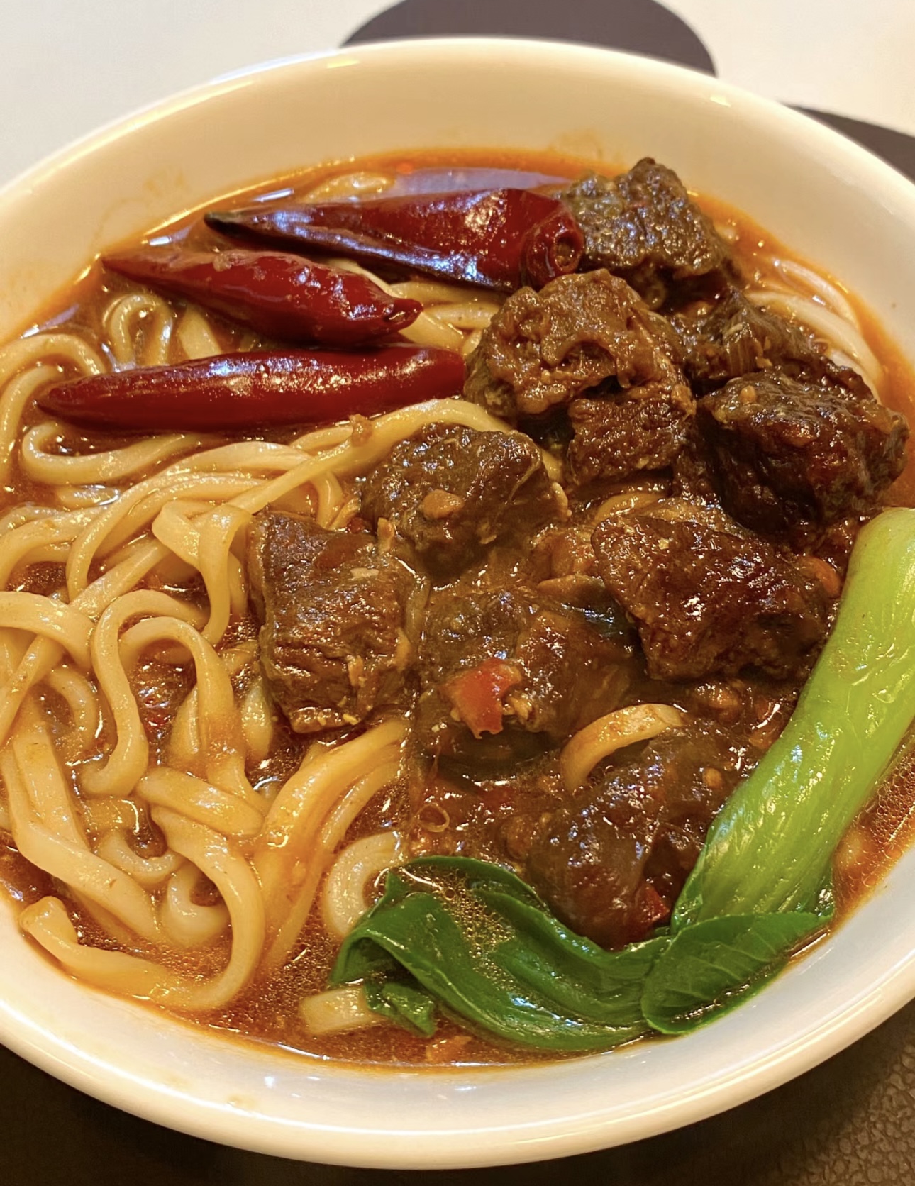 🍜 红烧牛肉面，一碗让你满足的美味😍！  配图3