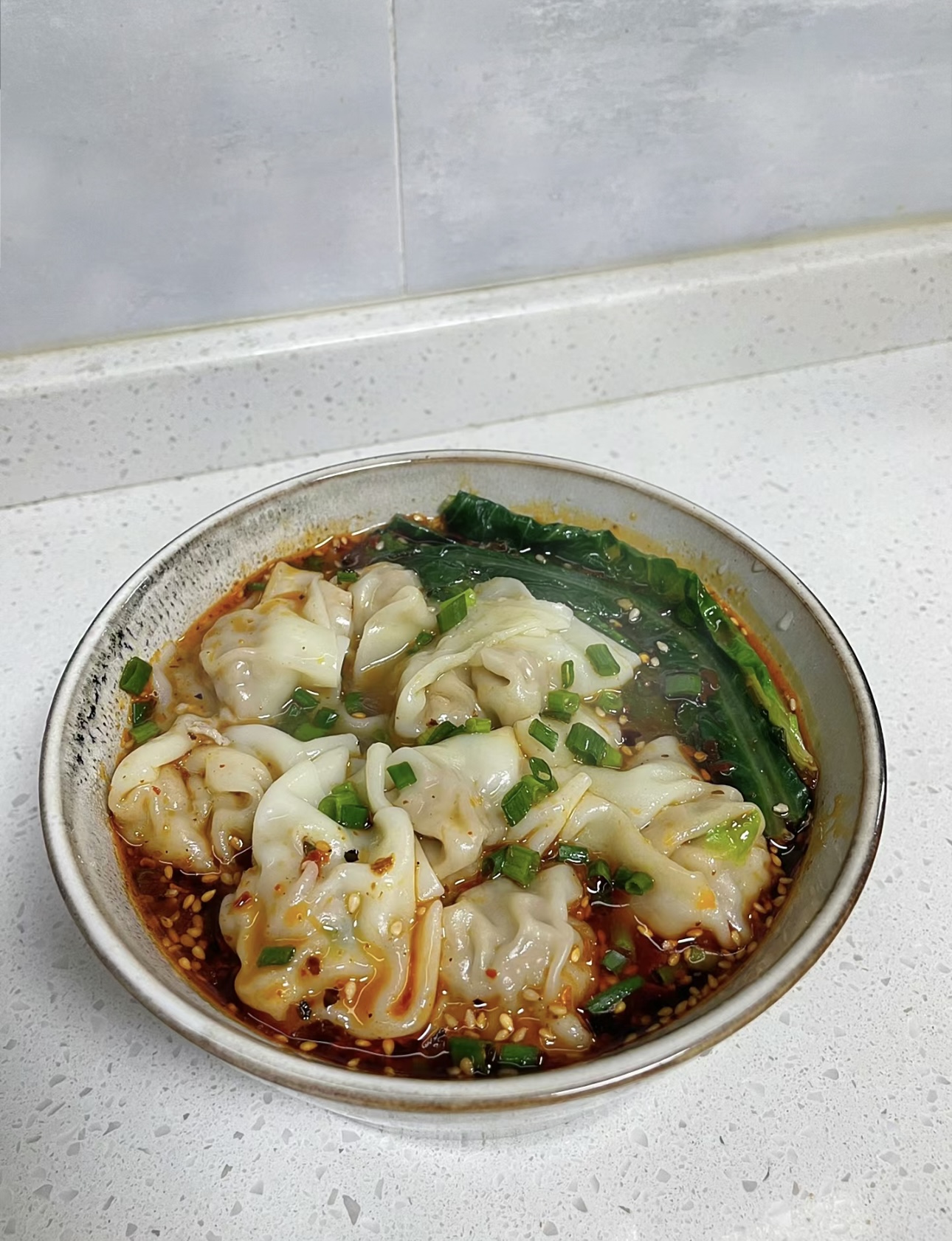 红油抄手，一口麻辣鲜香的味蕾炸弹！薄皮包 配图3