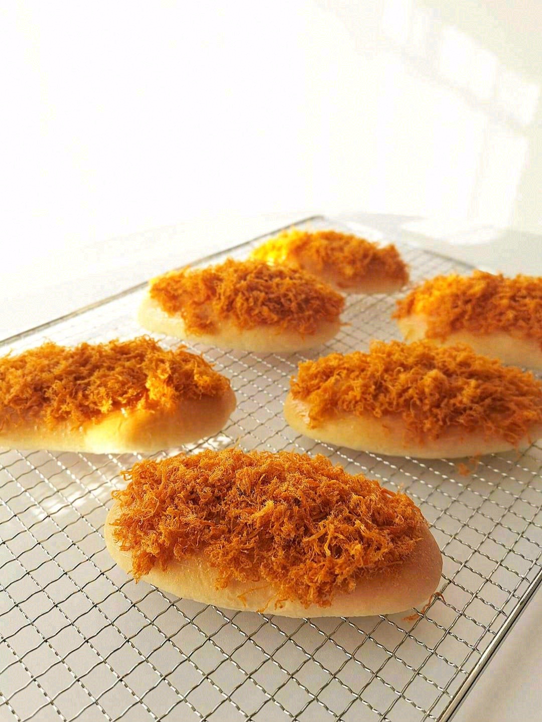 🥖包体柔软，组织细腻，肉松略有嚼劲😋 咸 配图2