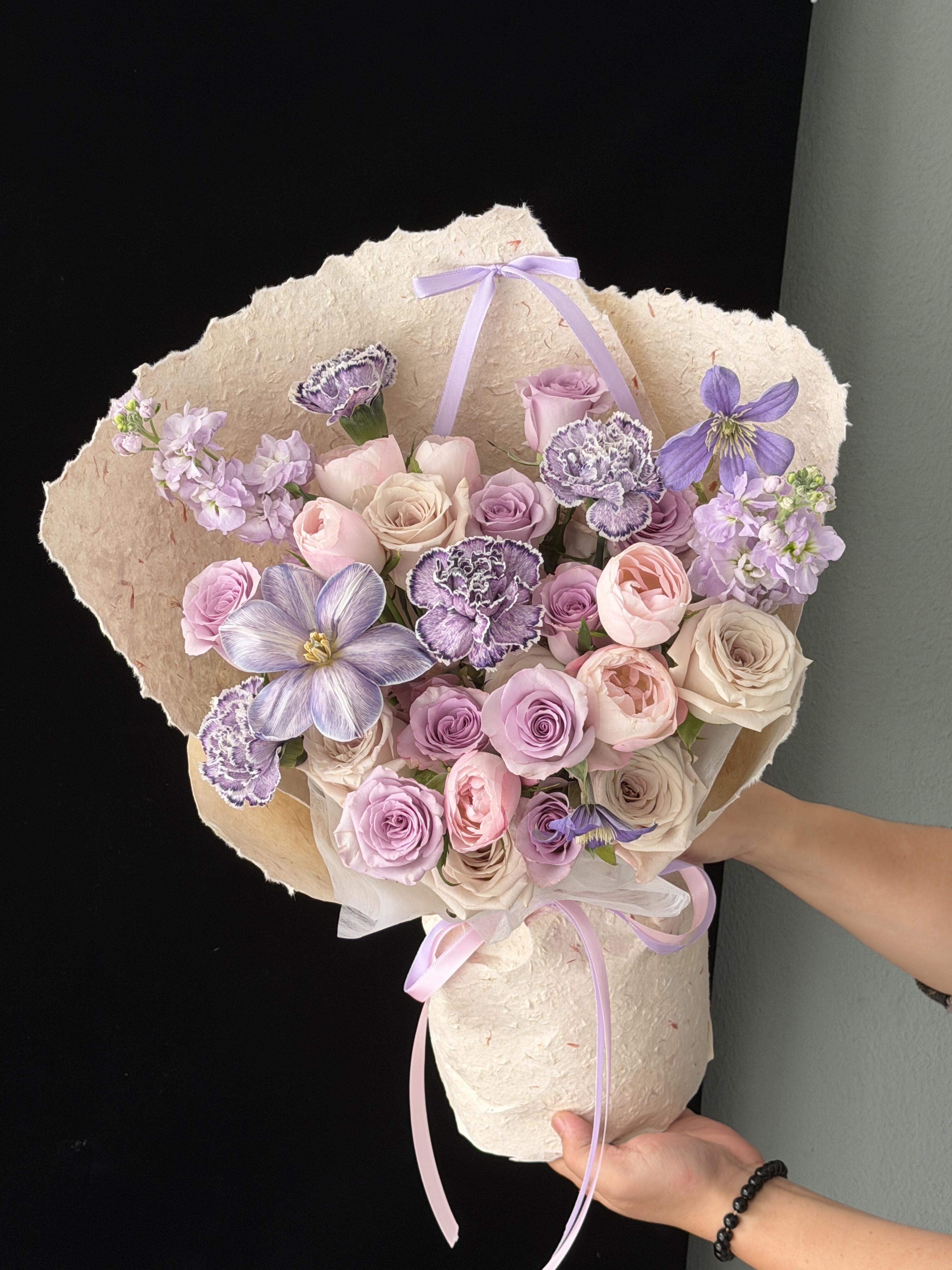 粉是希望🌸 紫是信仰 像紫鸢尾穿越风雨💜 配图2