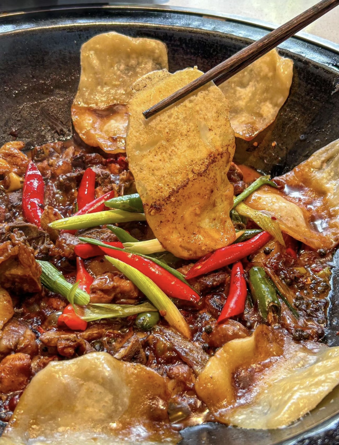 🍲地锅鸡，香迷糊了🤤！ 🥘现炒现炖的鸡肉 配图3