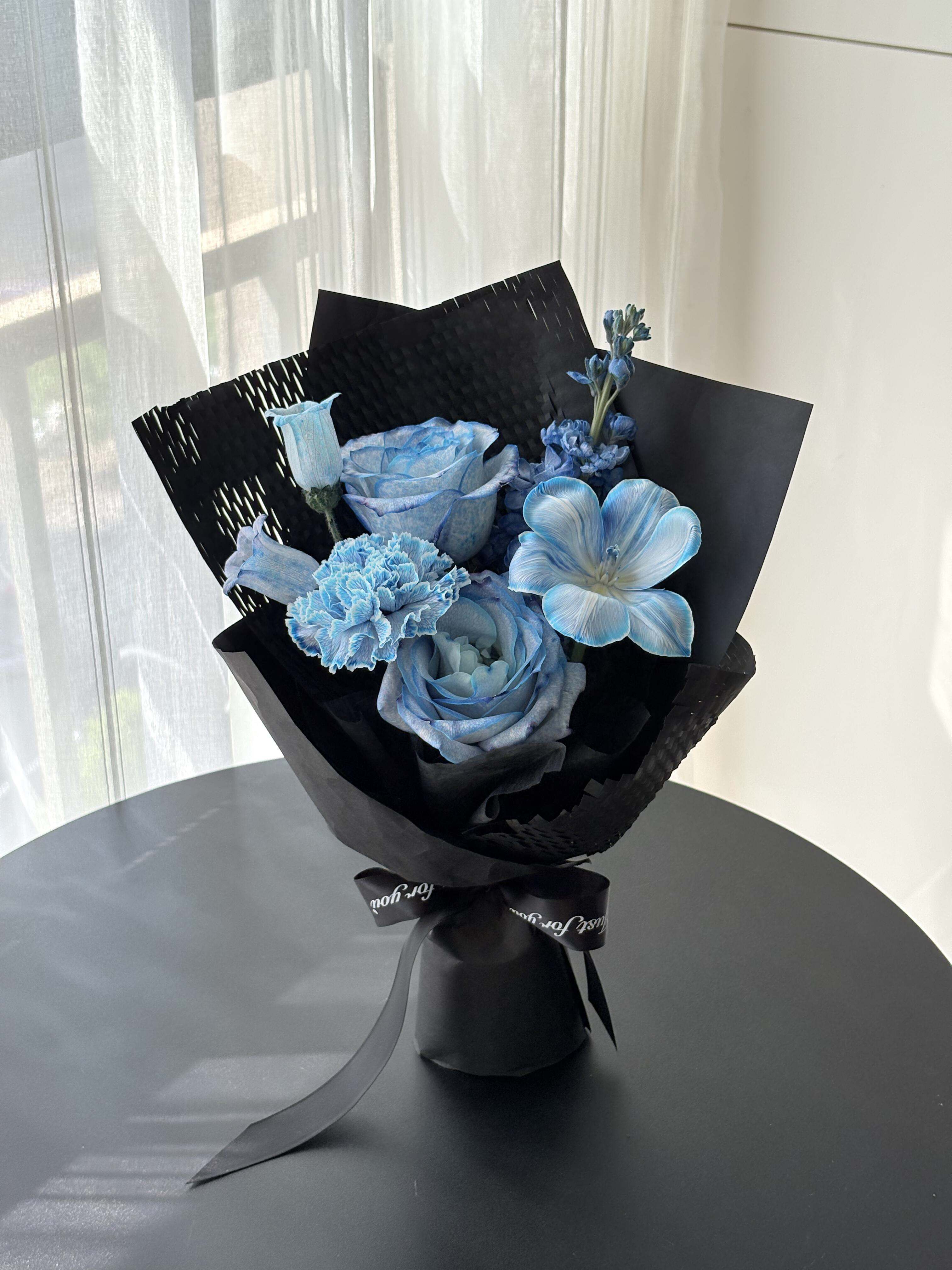 惊艳的蓝色吸色花束 🌸 太美了吧 💙沉沦 配图1