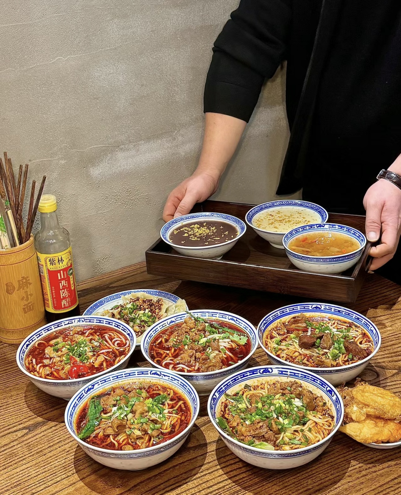 麻辣鲜香，那独特的味道让人欲罢不能。每一 配图1