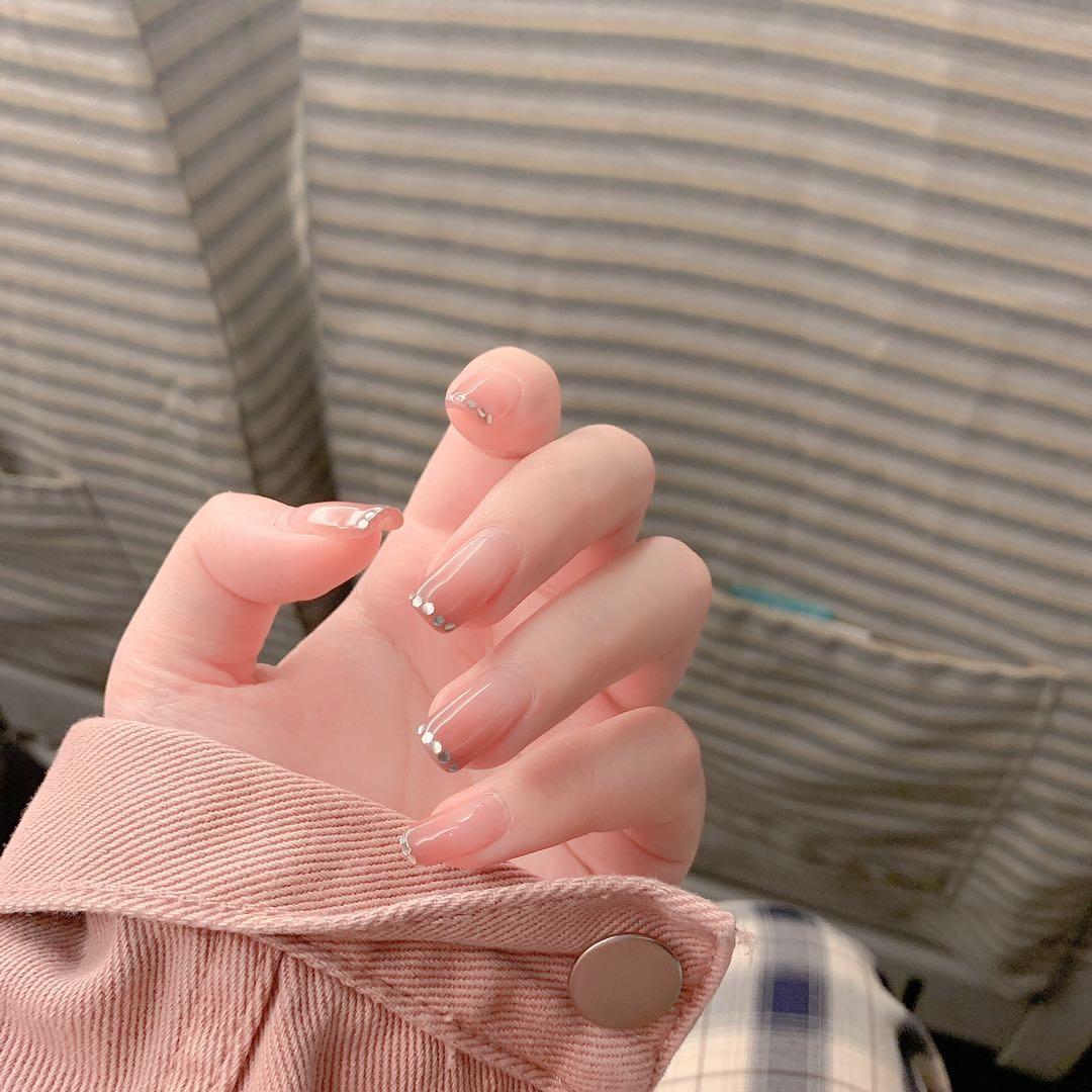 ⠀ ♥️♥️️今日份美甲♥️♥️ 简约不 配图2