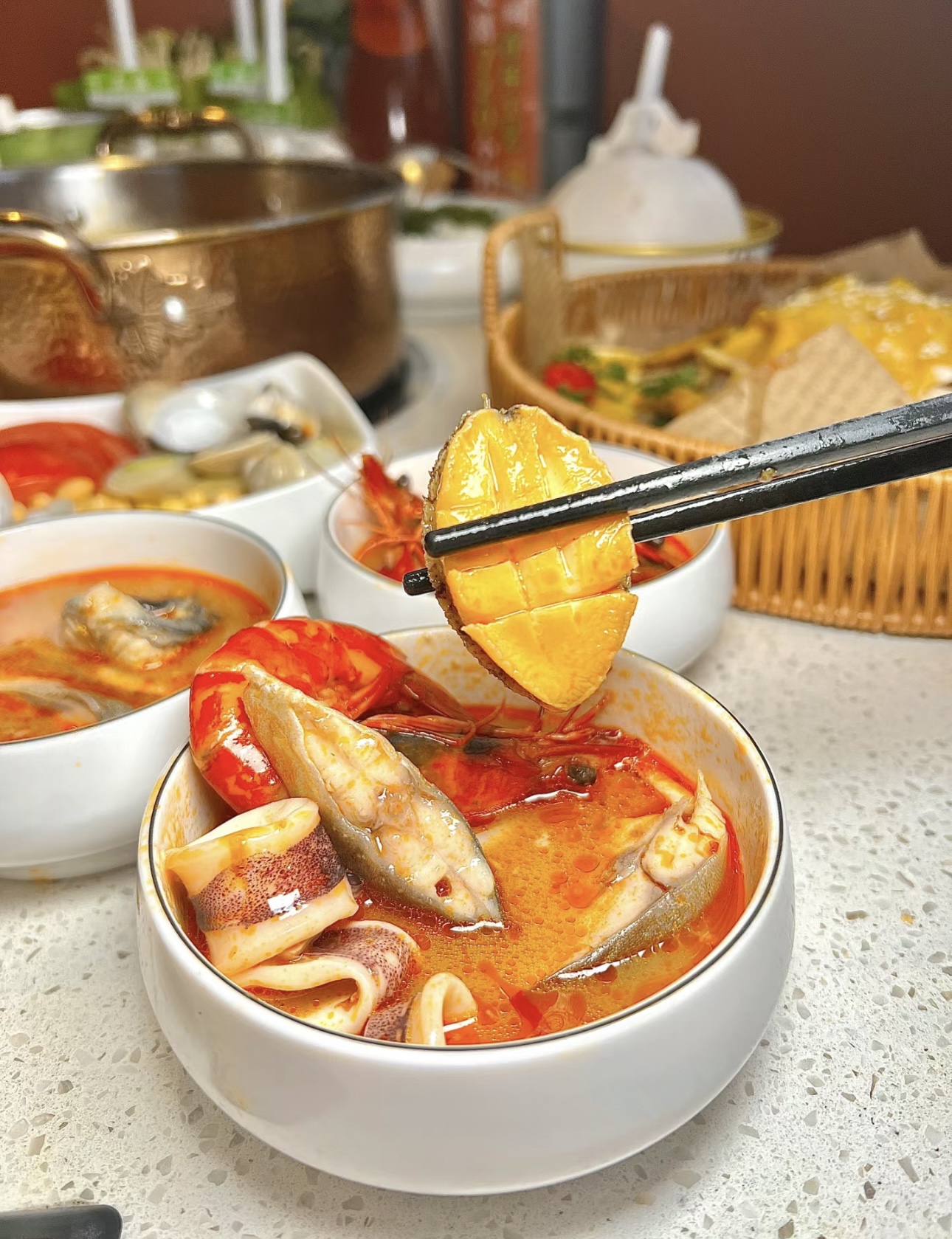 鲜香海鲜，麻辣清汤，在海鲜火锅里邂逅大海 配图2