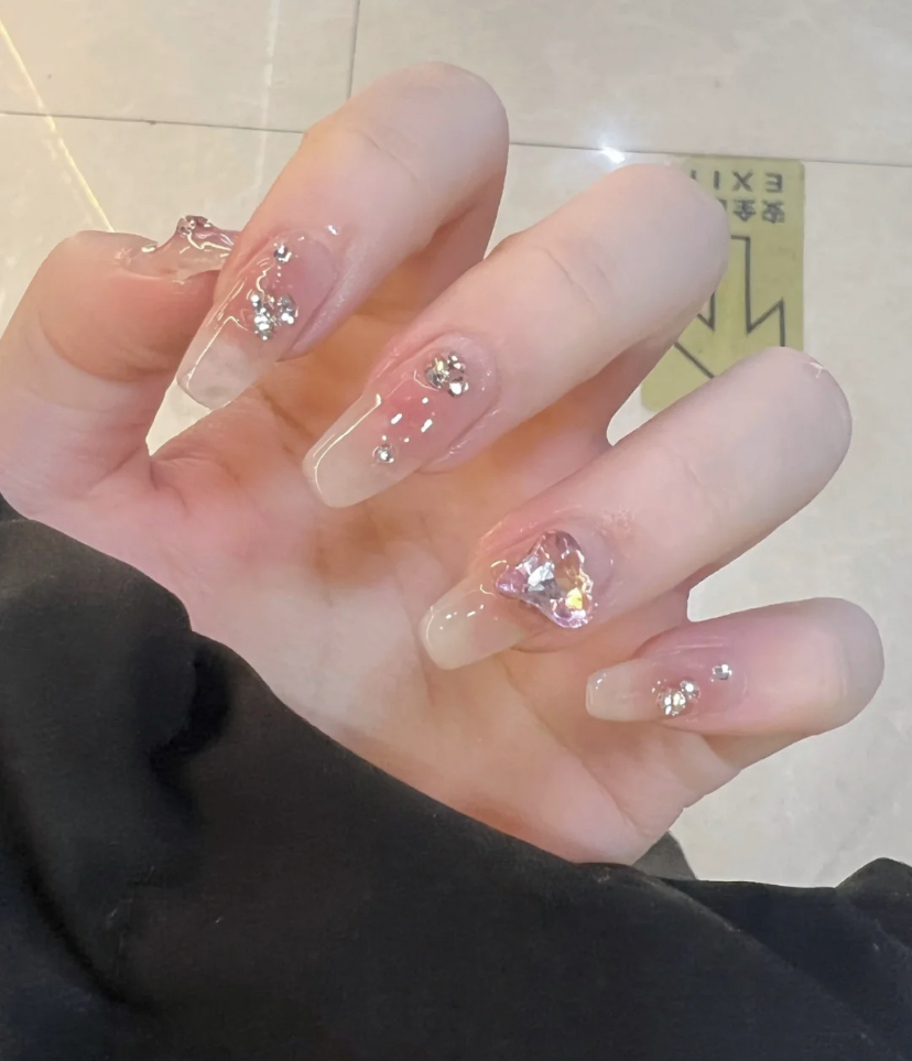 任何人不尝试这个美甲💅 我都会很伤心的O 配图3