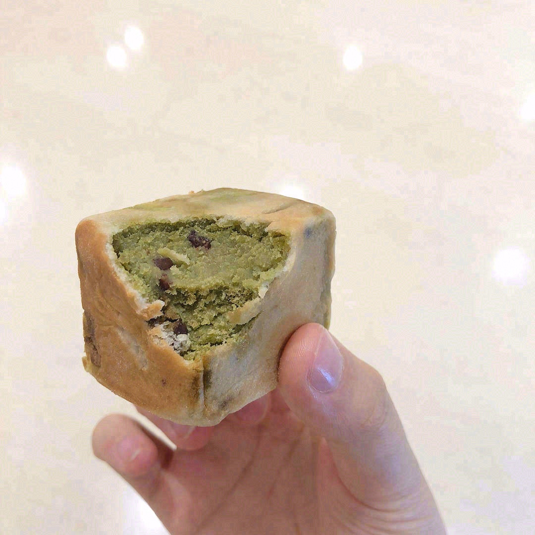 抹茶仙豆糕✨乍入口时有些微微醇苦，直至在 配图1