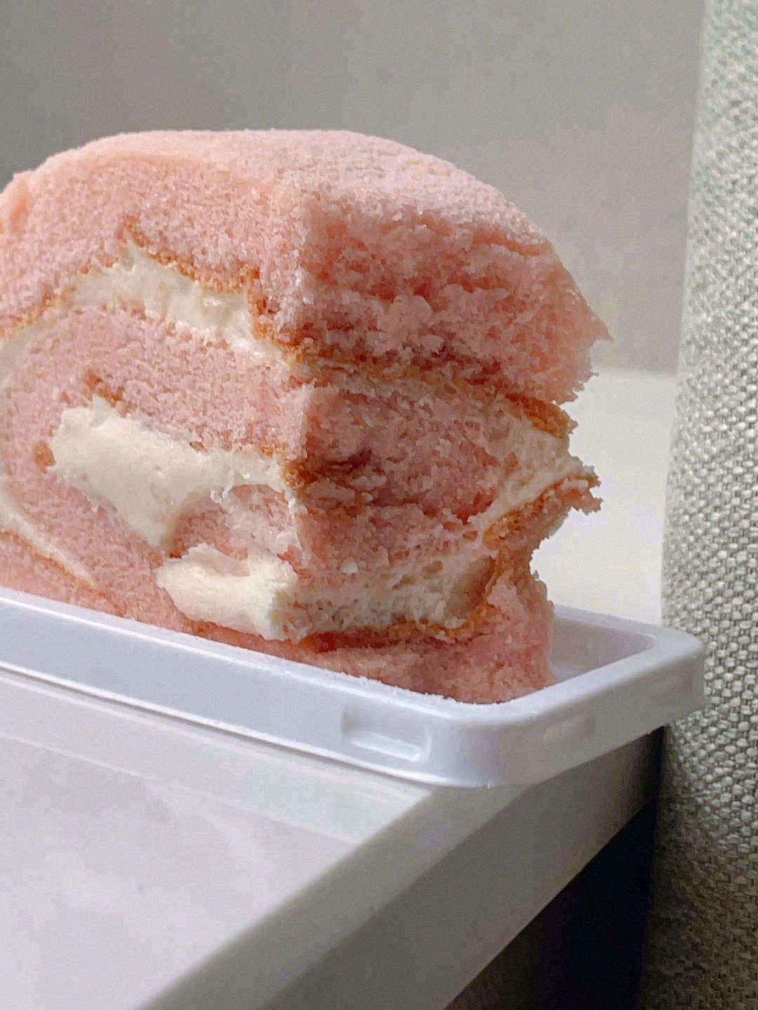 🍑蜜桃奶油蛋糕卷🍰 绵软细腻的蛋糕搭配蜜 配图3