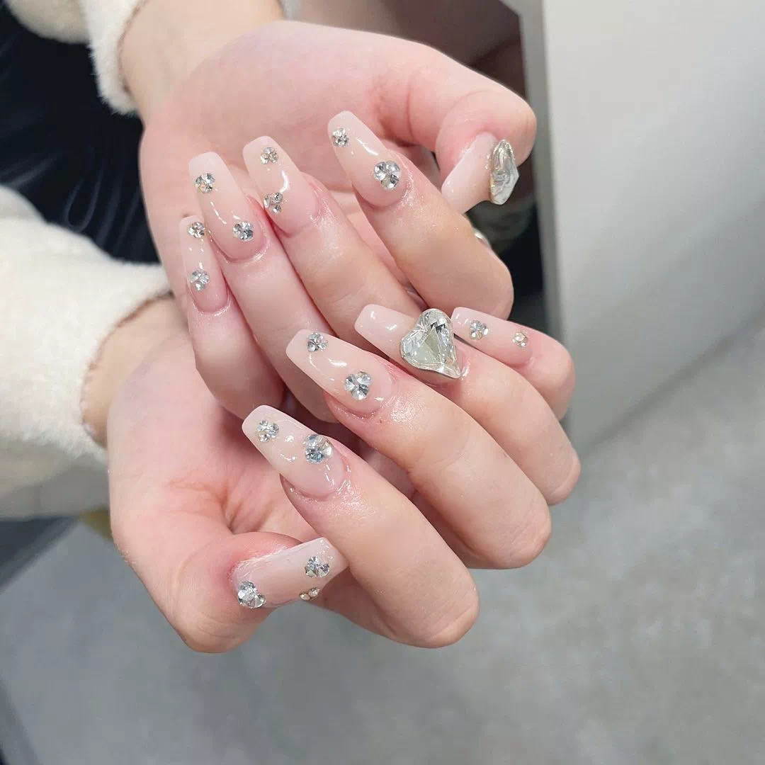 🌷ˎˊ˗ 𝐘𝐞𝐞𝐞𝐞 ✌︎ ʺ̤💅🏻 让 配图2