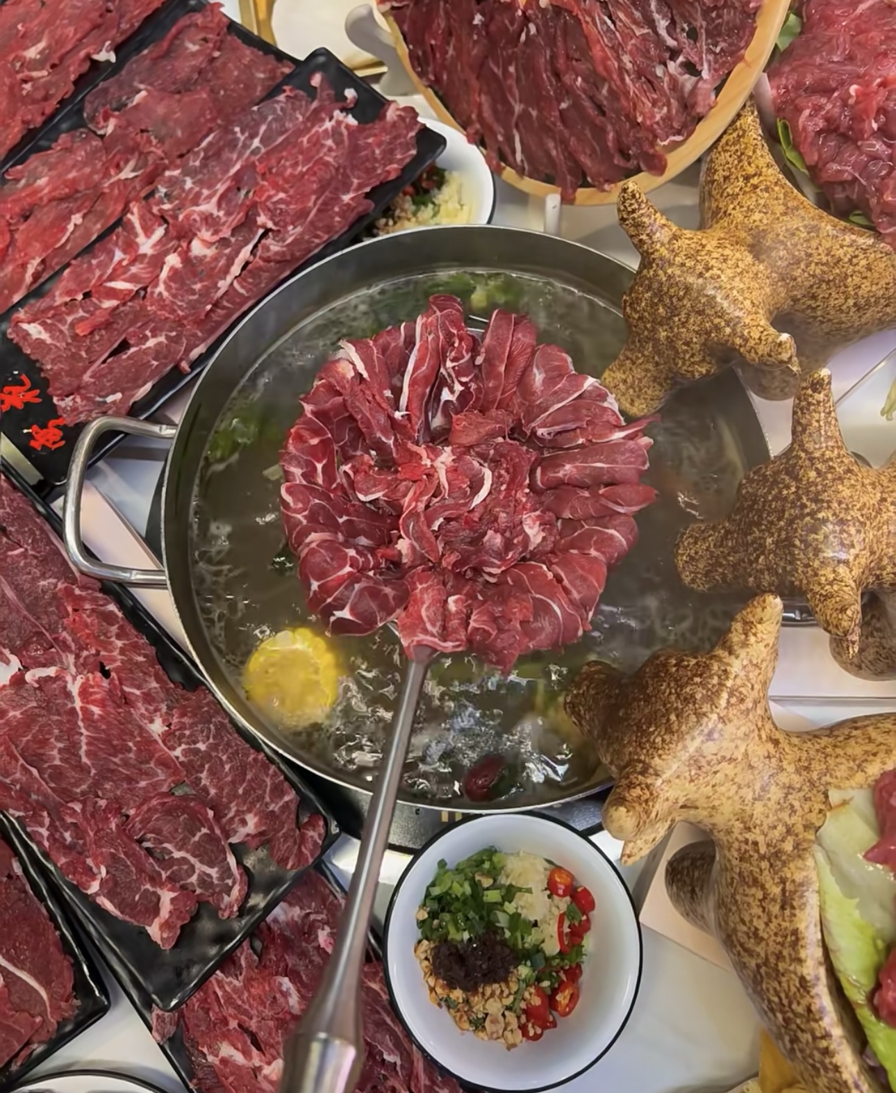 潮汕牛肉火锅，一场牛肉的极致盛宴。新鲜的 配图1
