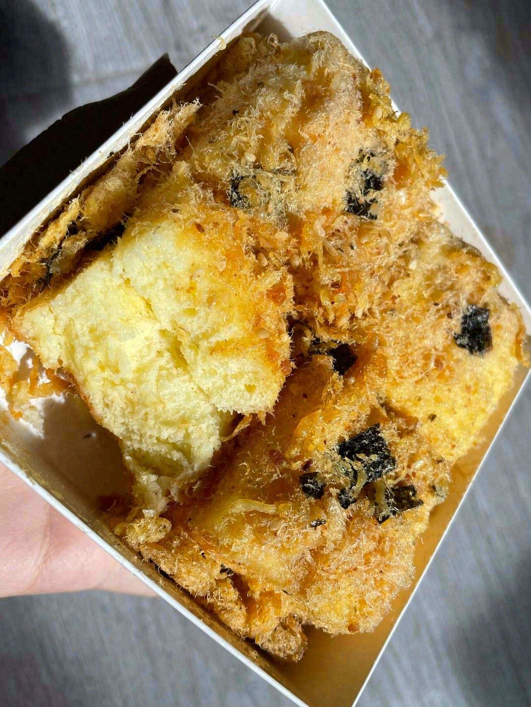 🦀蟹肉松的咸香透着蛋糕的微甜🥞 蛋糕的绵 配图2