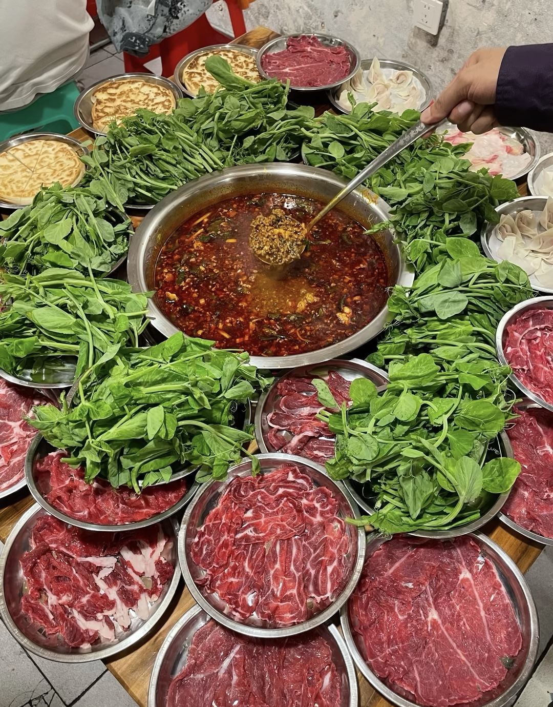 🥬 绿色蔬菜的清香，为火锅注入生机与活力 配图1